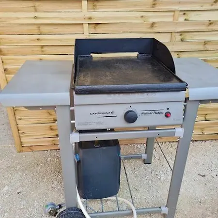 Au Carnassier Du Der *